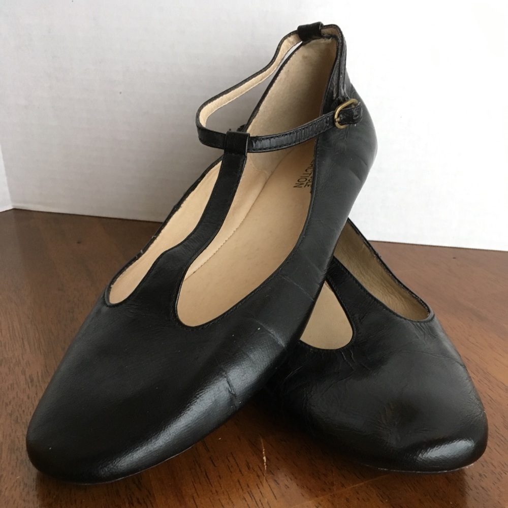 Kenneth Cole T-strap ballet flats